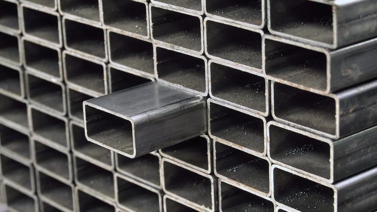 Top 5 Reasons Square Hollow Sections Are Used in Construction
